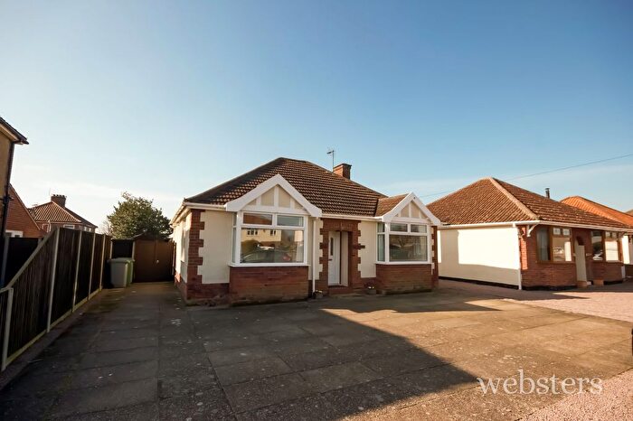2 Bedroom Detached Bungalow To Rent In Reepham Road, Norwich, NR6