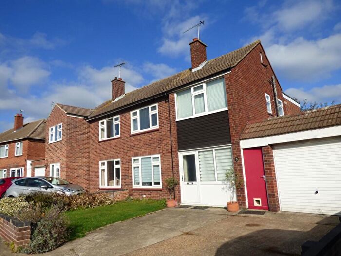 4 Bedroom Semi-Detached House To Rent In Van Dyck Road, Colchester, CO3