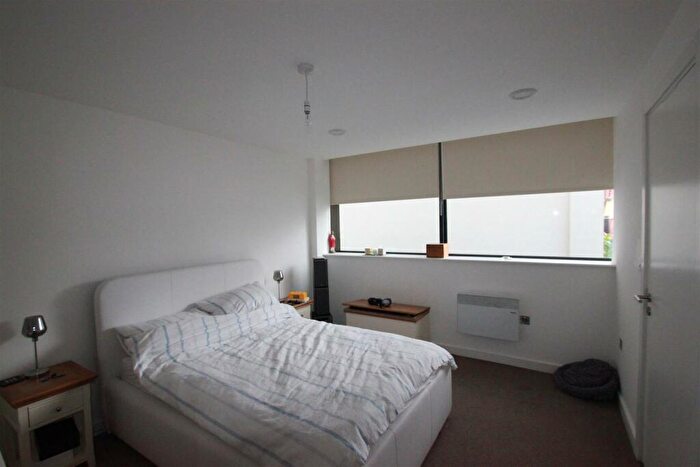 2 Bedroom Apartment To Rent In Trident Apartments, Sale, M33