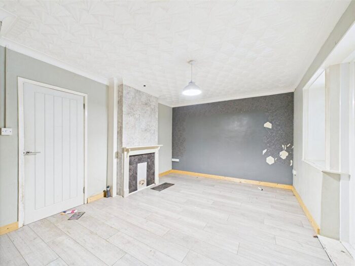 2 Bedroom Semi-Detached House For Sale In Rands Meadow, Holwell, Hitchin, SG5