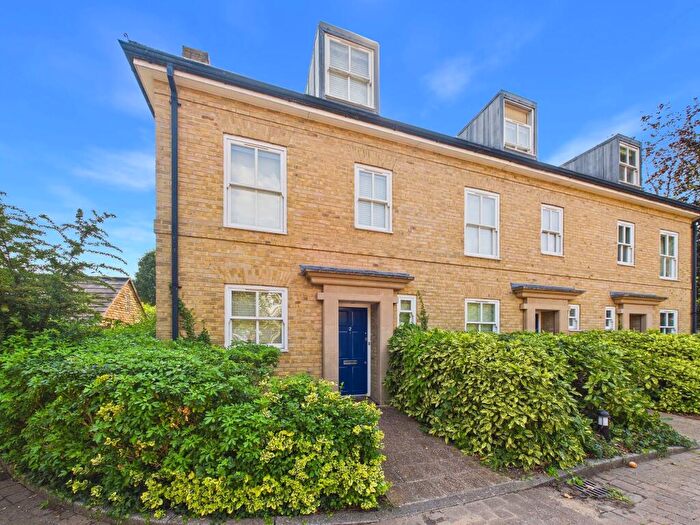3 Bedroom End Of Terrace House For Sale In King Henry Mews, Harrow, HA2
