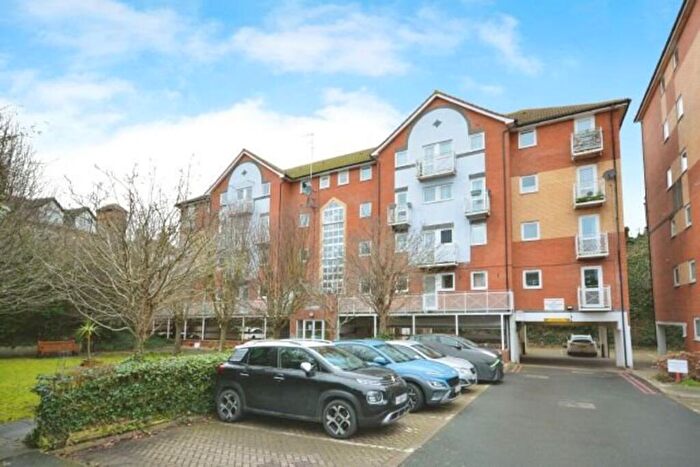 1 Bedroom Flat To Rent In Silvanus Hse, High Street, Ramsgate, CT11