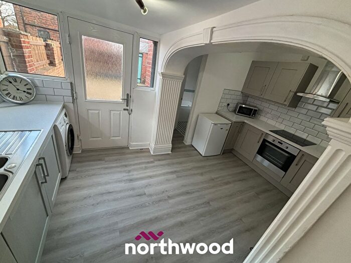 3 Bedroom Terraced House For Sale In Kenneth Avenue, Stainforth, Doncaster, DN7