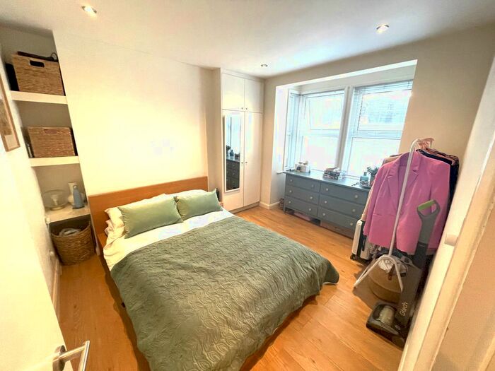 1 Bedroom Flat To Rent In A, Tanfield Road, Croydon, Surrey, CR0