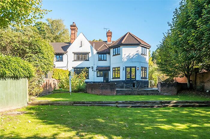 5 Bedroom Detached House For Sale In Portesbery Road, Camberley, Surrey, GU15