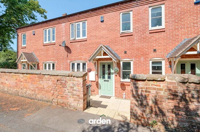 3 Bedroom Terraced House For Sale In Foxlydiate Lane, Redditch, B97