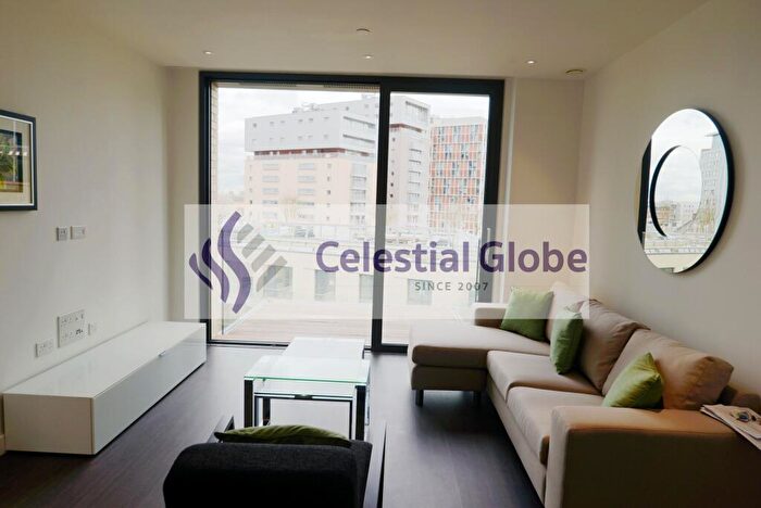 2 Bedroom Flat To Rent In Catalina House, Canter Way, London, E1