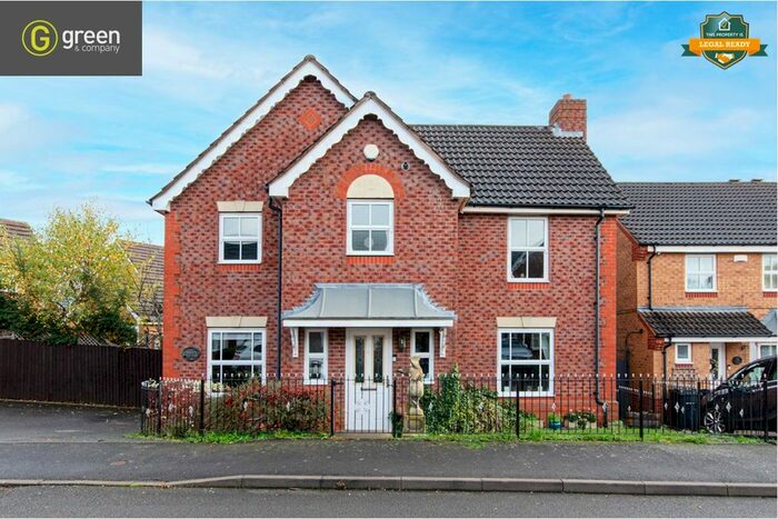 4 Bedroom Detached House For Sale In Gunner Grove, Sutton Coldfield, B75