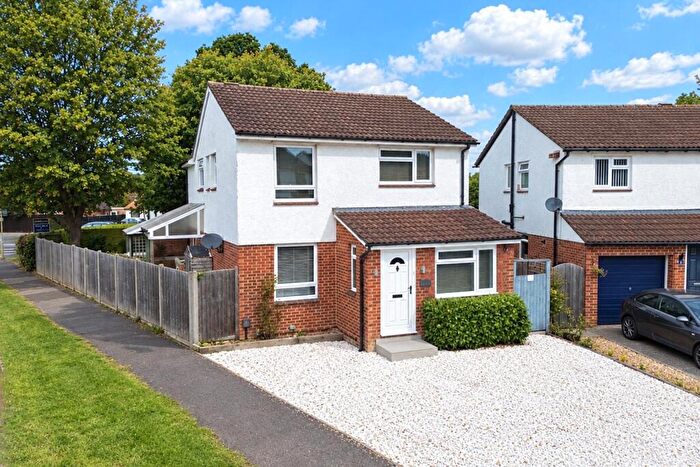 5 Bedroom Detached House For Sale In Ramsdell Close, Tadley, Hampshire, RG26
