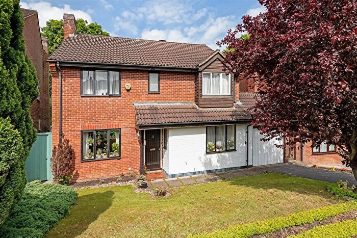 4 Bedroom House For Sale In Beaumont Road, Purley, CR8