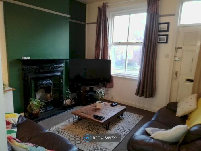 3 Bedroom Terraced House To Rent In Faber Street, York YO31