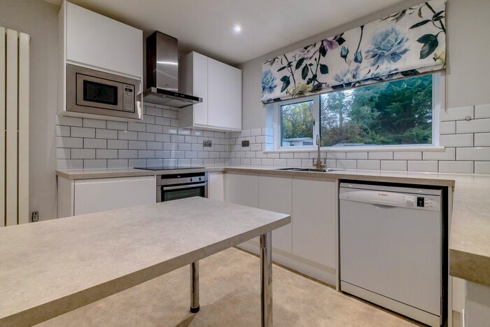 2 Bedroom Maisonette To Rent In Green Street, Chorleywood, Rickmansworth, WD3