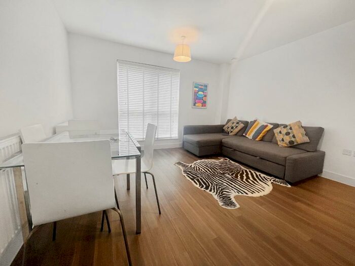 1 Bedroom Apartment To Rent In Dempsey Court, Adenmore Road, SE6