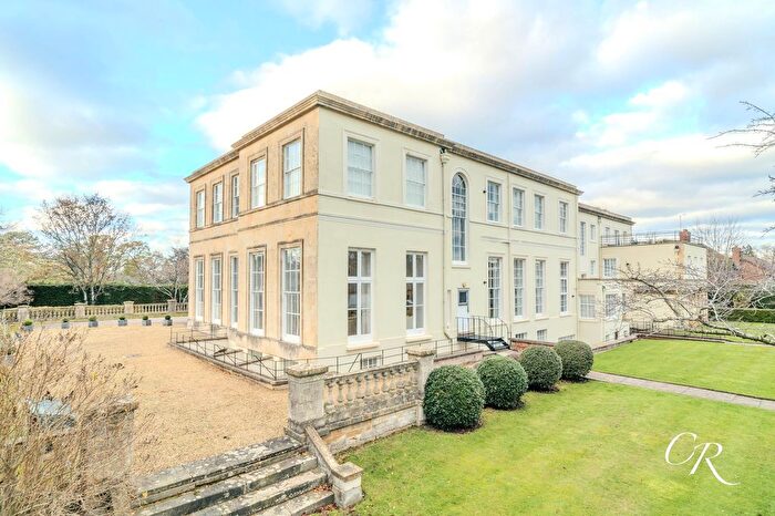 1 Bedroom Flat For Sale In Hatherley Court Road, Cheltenham, GL51