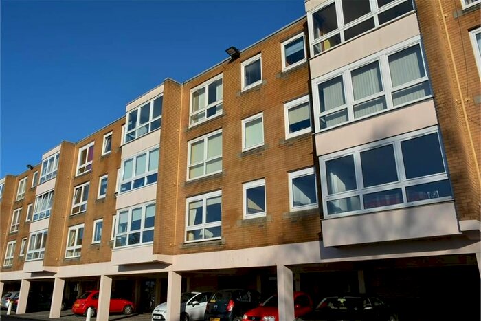 1 Bedroom Flat To Rent In B Southbrae Drive, Glasgow, G13