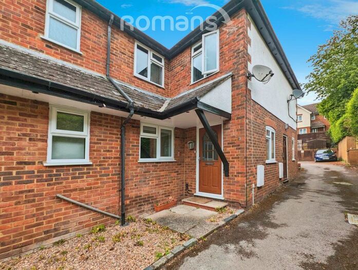 1 Bedroom Maisonette To Rent In Lede View Court, HP11