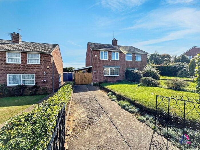 2 Bedroom Semi Detached House For Sale In Yarmouth Avenue, Grantham, NG31