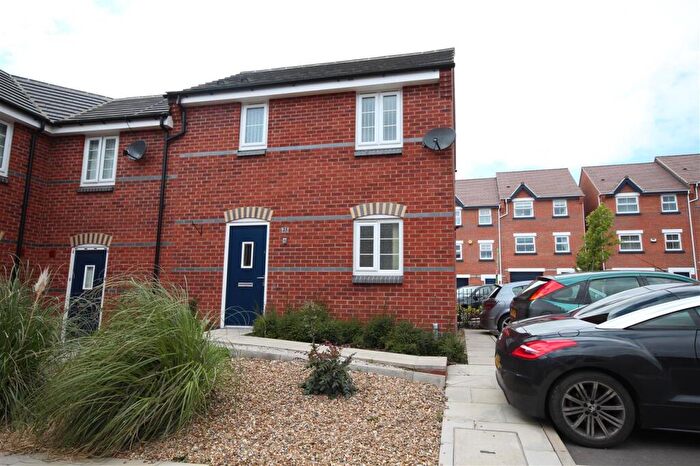 2 Bedroom End Of Terrace House To Rent In Greenhalgh Crescent, Ilkeston, DE7