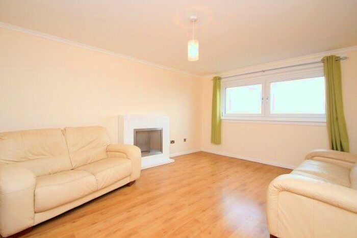 3 Bedroom Flat To Rent In Rosemount Street, Glasgow, G21