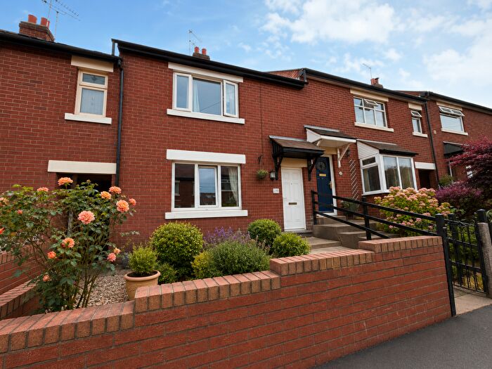 3 Bedroom Terraced House For Sale In Park Crest, Knaresborough, North Yorkshire, HG5