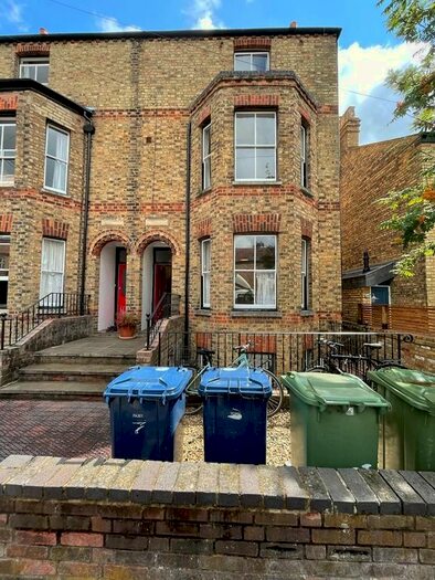 3 Bedroom Flat To Rent In Kingston Road, Oxford, OX2
