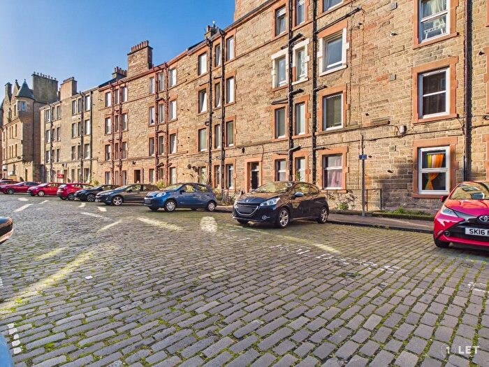 1 Bedroom Flat To Rent In Smithfield Street, Gorgie, Edinburgh, EH11