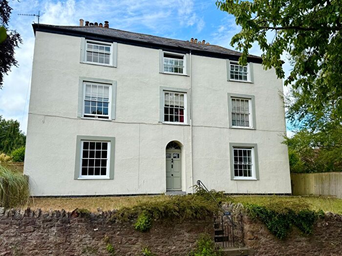 3 Bedroom Flat For Sale In Stanton Drew, Bristol, BS39