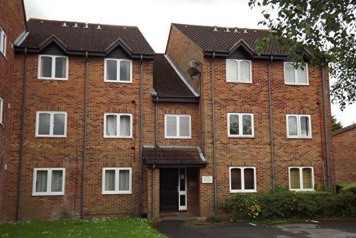 1 Bedroom Flat To Rent In Yarrow Way, Southampton, SO31