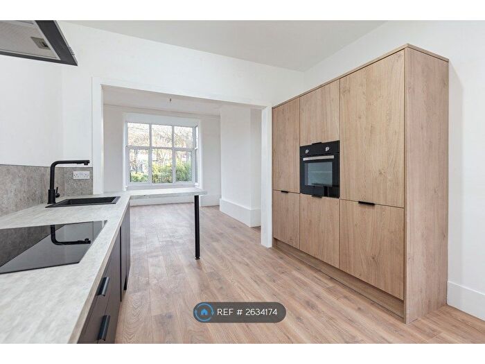 1 Bedroom Flat To Rent In St. Annes Road East, Lytham St. Annes, FY8