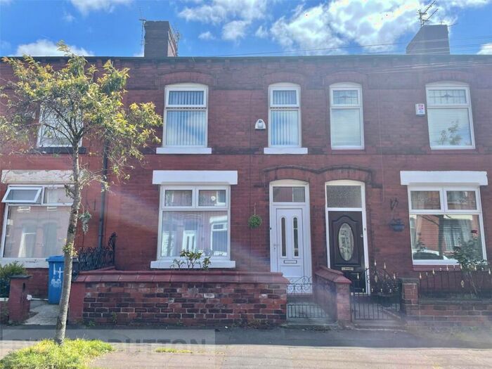 2 Bedroom Terraced House To Rent In Leng Road, Manchester, Greater Manchester, M40