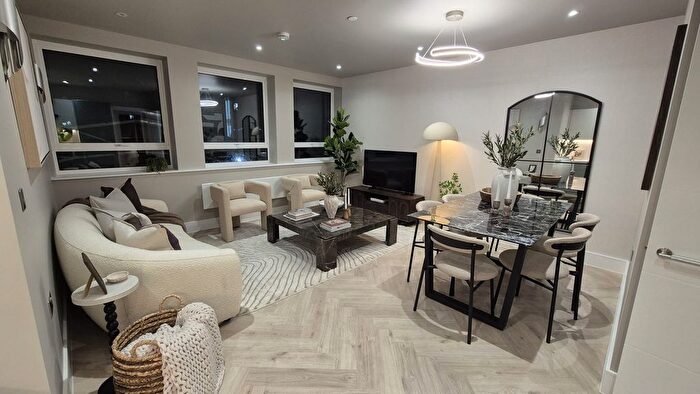 1 Bedroom Flat For Sale In Apartment, Gateway Residence, Stevenage, SG1