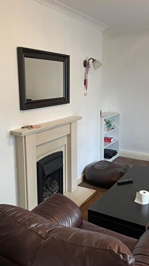 3 Bedroom Flat To Rent In Shield Street, Shieldfield, Newcastle Upon Tyne, NE2