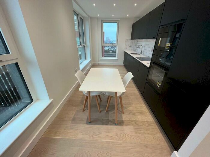 1 Bedroom Flat To Rent In Poplar High Street, London, E14