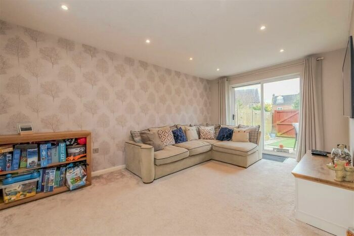3 Bedroom Semi-Detached House For Sale In Yateley Drive, Barton Seagrave, NN15