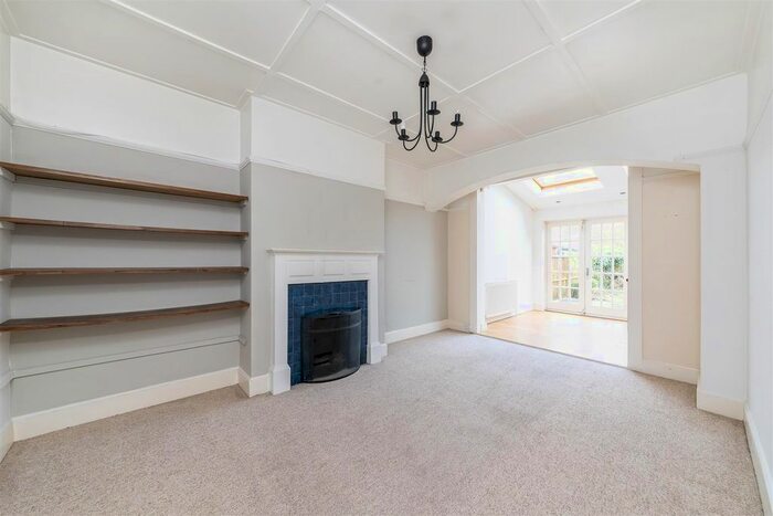 4 Bedroom Terraced House To Rent In Beaconsfield Road, Ealing, W5