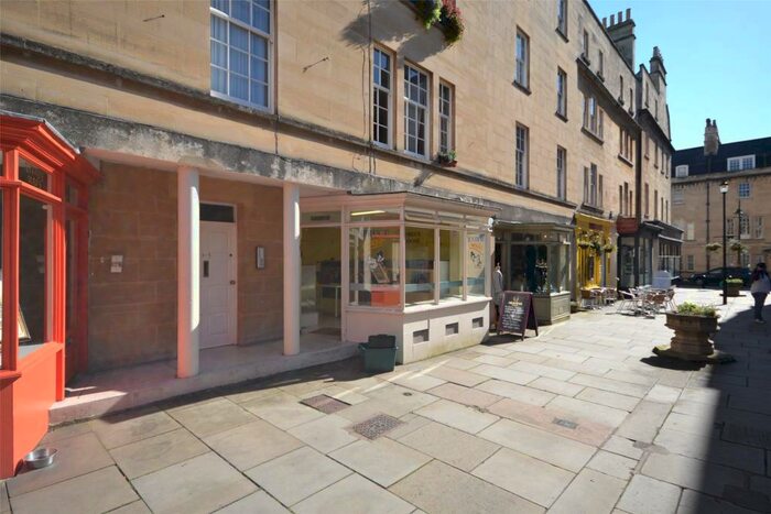 1 Bedroom Apartment To Rent In Margarets Buildings, Bath, Somerset, BA1