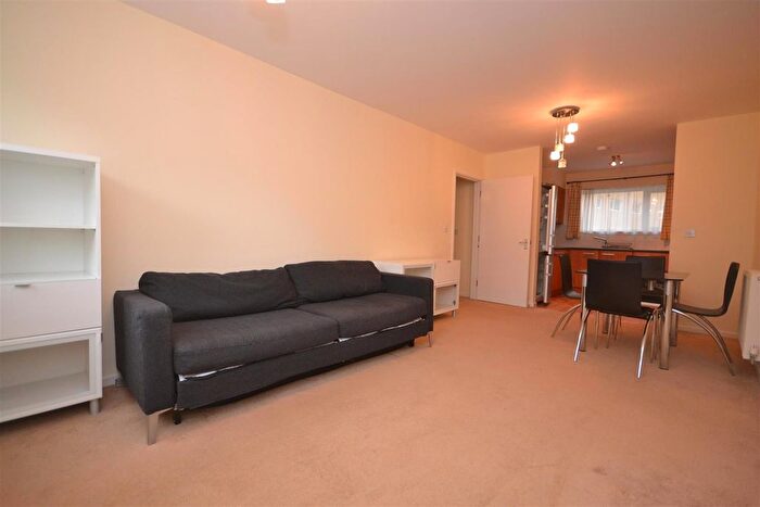 1 Bedroom Flat To Rent In Drake Way, Kennet Island, RG2