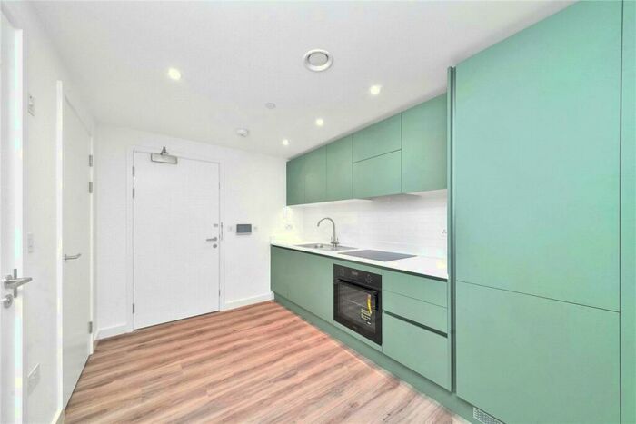 1 Bedroom Apartment To Rent In Viva Court, Kimpton Riad, Luton, LU2