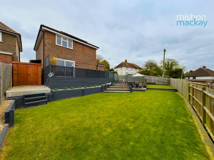 2 Bedroom House To Rent In Kenilworth Close, Brighton, BN2