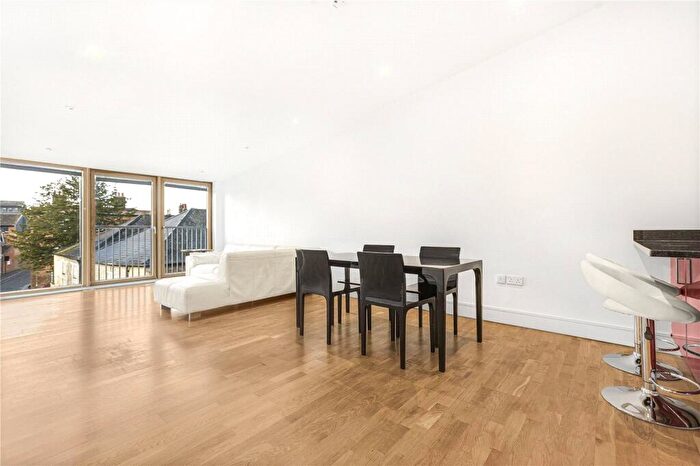2 Bedroom Apartment To Rent In Tidmarsh Lane, Central Oxford, OX1