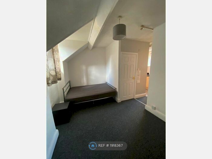 Studio To Rent In Sheffield, Sheffield, S6