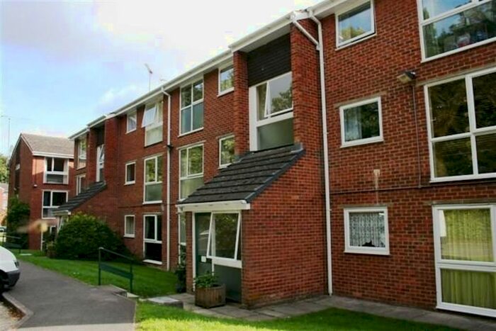 2 Bedroom Flat To Rent In Josephine Court, Southcote Road, Reading, RG30