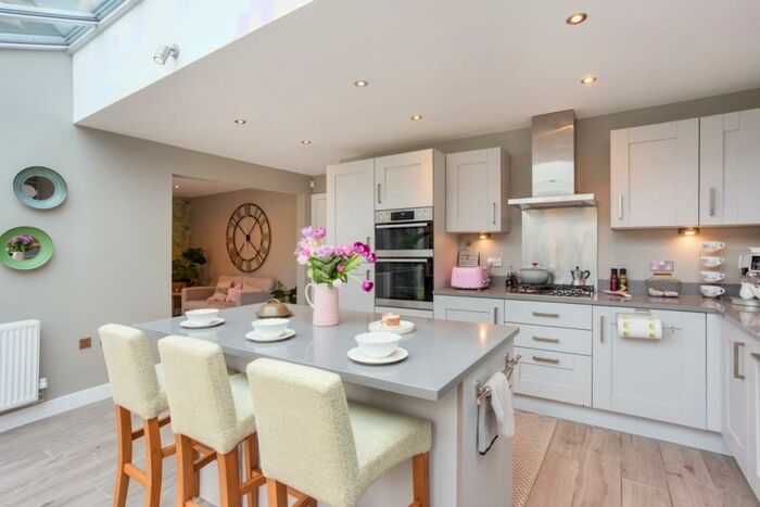 5 Bedroom Detached House To Rent In Duke Crescent Corsham, SN13