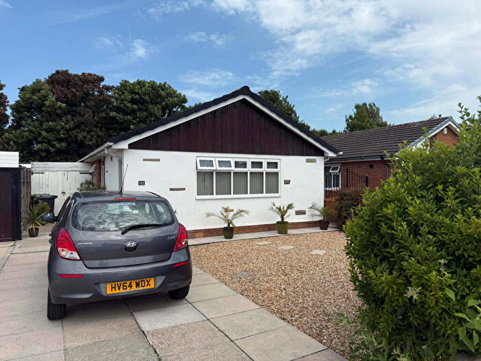 2 Bedroom Detached Bungalow For Sale In Kingston Crescent, Southport, PR9