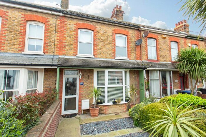 3 Bedroom Terraced House For Sale In Cromwell Road, Whitstable, Kent, CT5