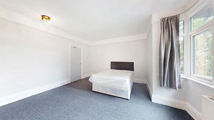 1 Bedroom Terraced House To Rent In Kingston Road, Luton, LU2