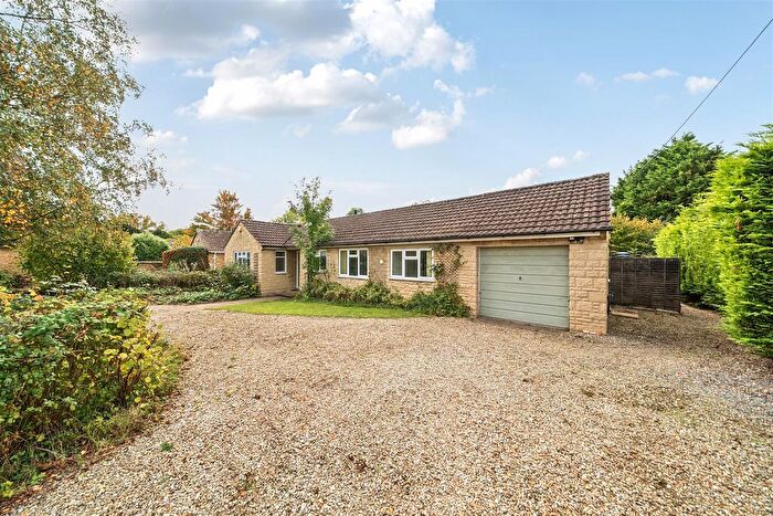 3 Bedroom Detached Bungalow For Sale In Queen Street, Tintinhull, Yeovil, BA22