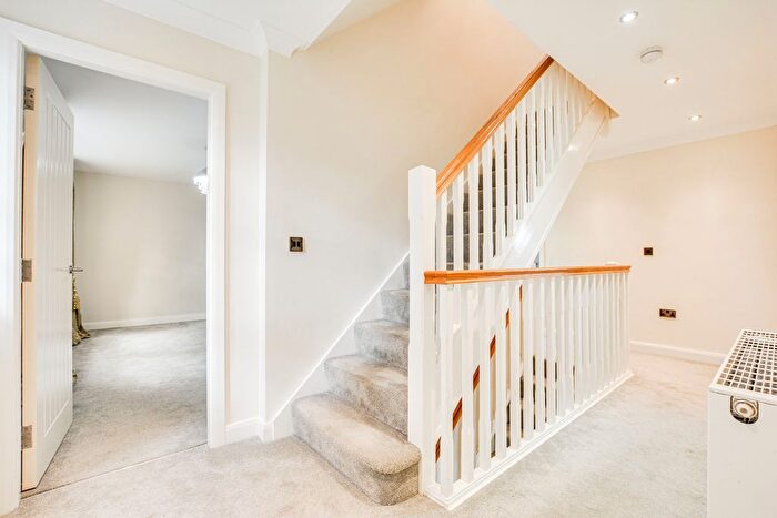 5 Bedroom Detached House For Sale In Garstang Road, Catterall, PR3
