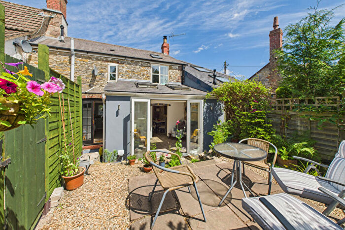 2 Bedroom Cottage For Sale In The Old Smithy, Westbury On Severn, GL14