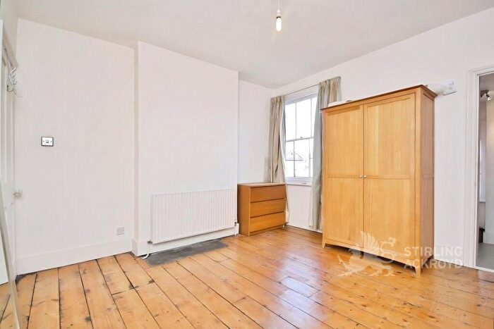 2 Bedroom Semi Detached House To Rent In Artillery Terrace, Guildford, Surrey, GU1